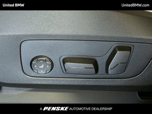 Used 2025 BMW X1 xDrive28i AWD/4WD image 4