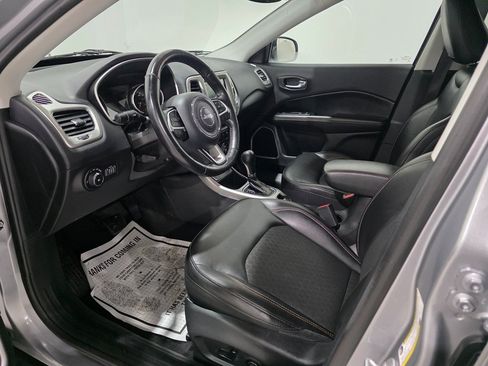 Used 2019 Jeep Compass Altitude w/ Cold Weather Group image 15