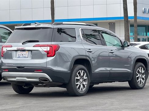 Used 2021 GMC Acadia SLE w/ Driver Convenience Package image 4