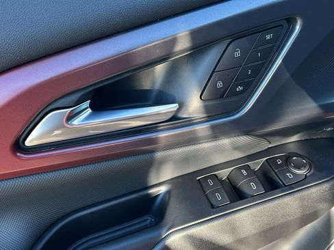 New 2026 Chevrolet Equinox EV RS image 16