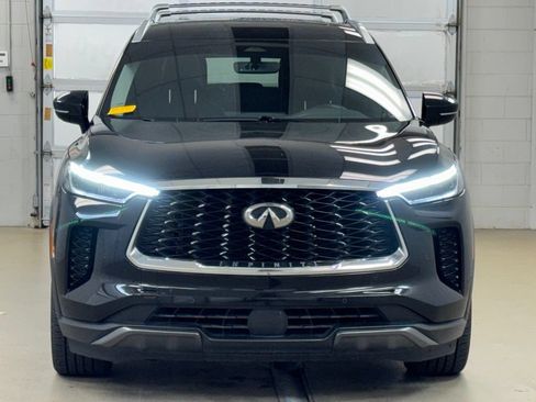 Used 2023 INFINITI QX60 Sensory AWD/4WD image 2
