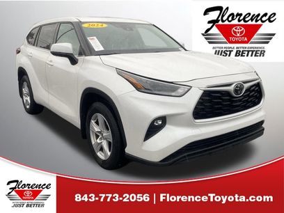 Used 2024 Toyota Highlander LE