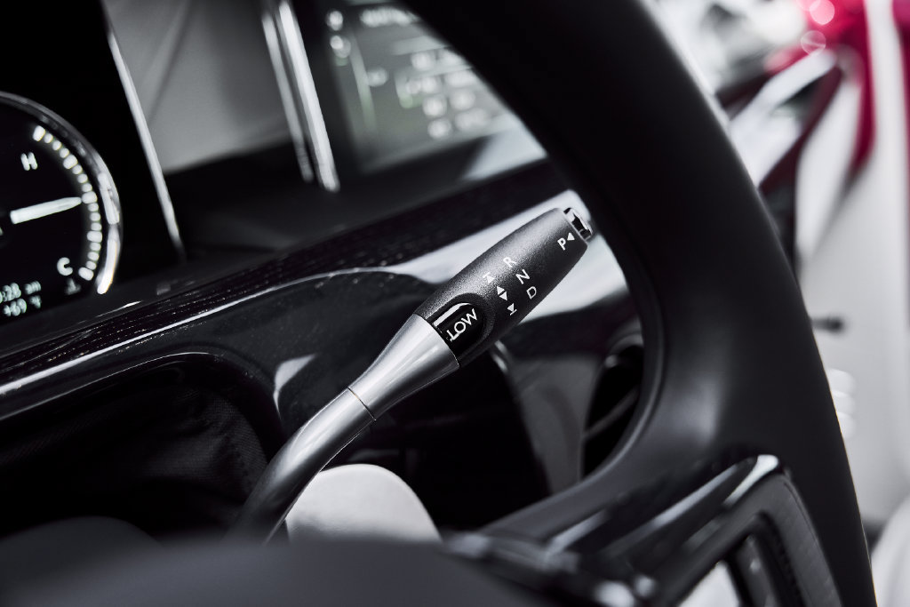 Used 2023 Rolls-Royce Phantom Sedan RWD image 78