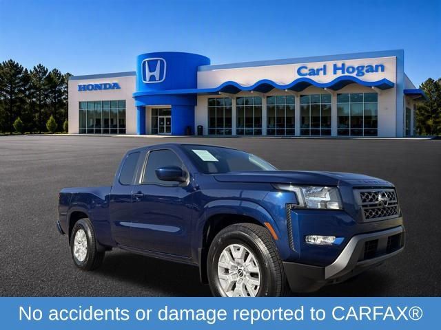 Used 2022 Nissan Frontier SV RWD image 2