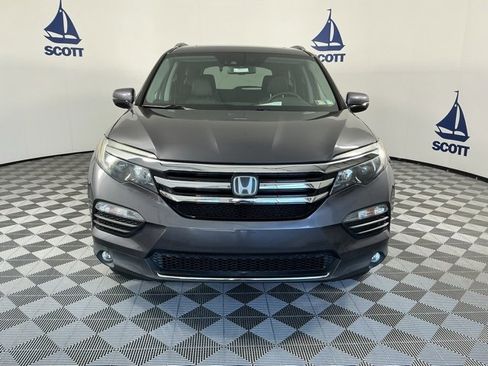 Used 2017 Honda Pilot Elite image 2