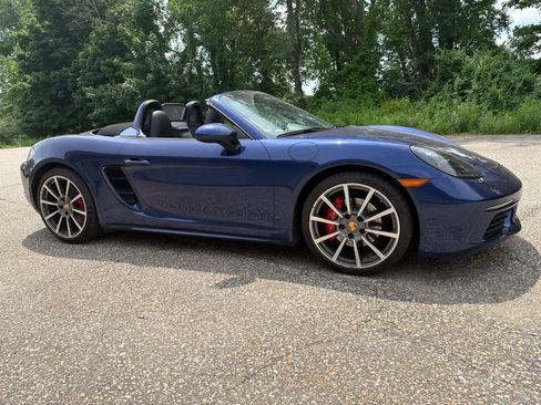 Certified 2020 Porsche 718 Boxster S RWD image 6