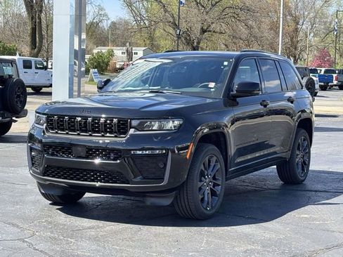 New 2026 Jeep Grand Cherokee Limited AWD/4WD image 31