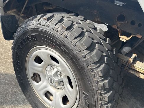 Used 2018 Nissan Frontier S image 10