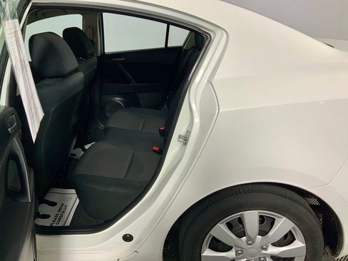 Used 2012 MAZDA MAZDA3 i Sport FWD image 20