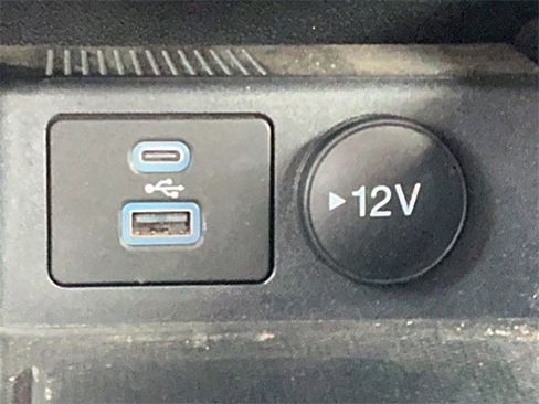 Used 2022 Ford Escape S image 17