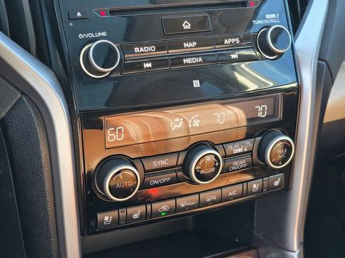 Used 2019 Subaru Ascent Touring w/ Popular Package #2A image 32