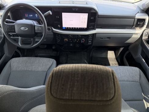 Used 2025 Ford F250 XLT w/ Black Appearance Package AWD/4WD image 11