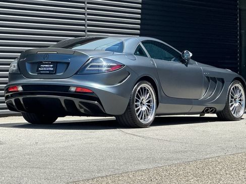 Used 2005 Mercedes-Benz SLR image 8