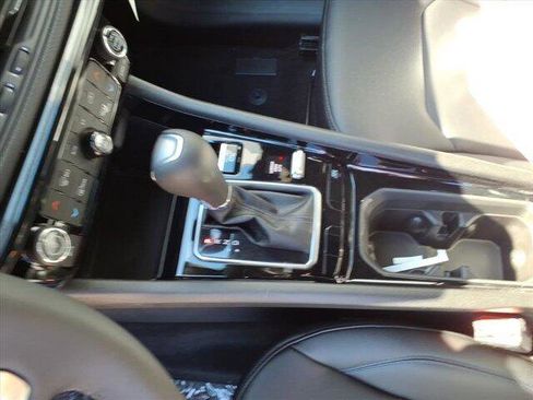 New 2026 Jeep Compass Limited image 22