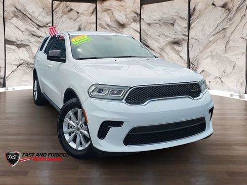 Used 2023 Dodge Durango SXT RWD image 1