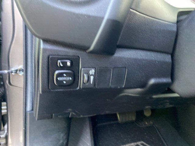 Used 2019 Toyota Corolla SE FWD image 19