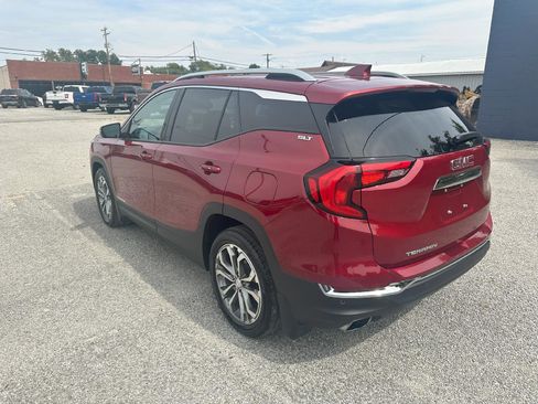 Used 2020 GMC Terrain SLT w/ Preferred Package image 3