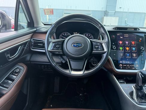 Used 2020 Subaru Outback Touring AWD/4WD image 8