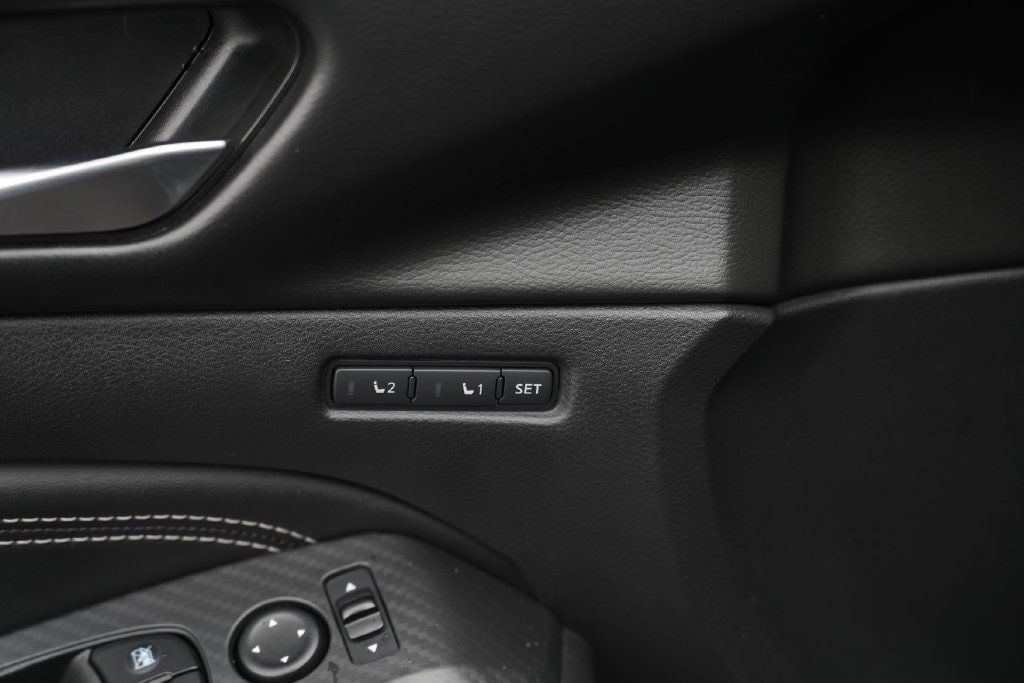 Used 2019 Nissan Altima 2.5 Platinum AWD/4WD image 26