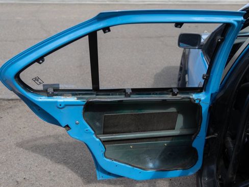 Used 1994 BMW 325i Sedan image 19