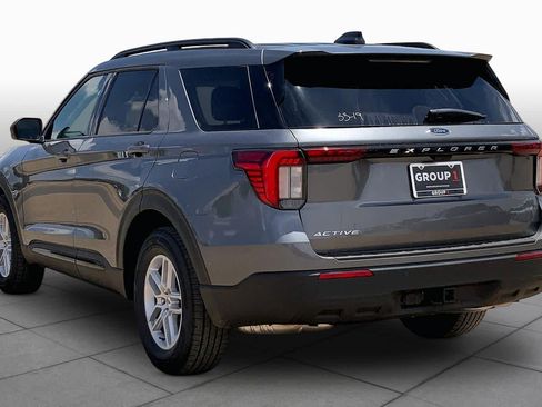 New 2026 Ford Explorer Active RWD image 12