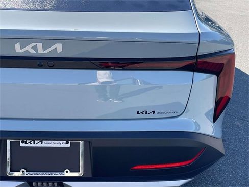 New 2025 Kia K4 LXS image 11