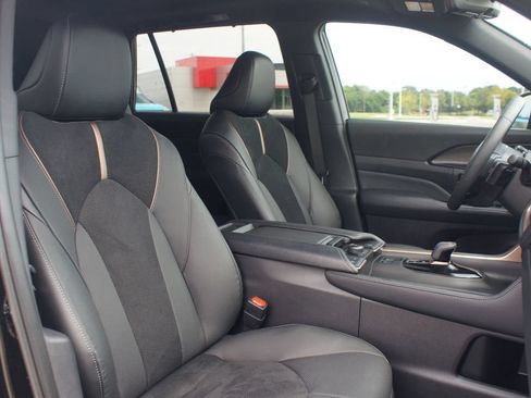 Used 2026 Toyota Grand Highlander AWD Hybrid image 24