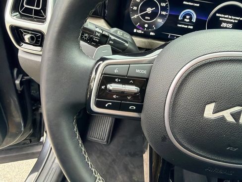 Used 2023 Kia Sorento SX Prestige AWD/4WD image 16
