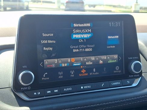 Used 2023 Nissan Rogue SV w/ SV Premium B Package AWD/4WD image 18