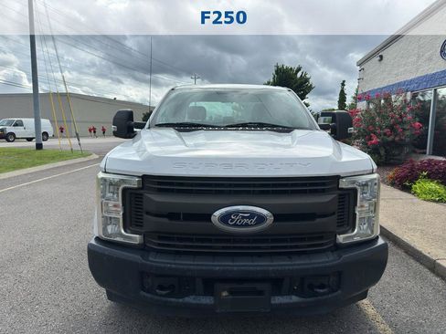 Used 2017 Ford F250 XL w/ Power Equipment Group RWD image 9