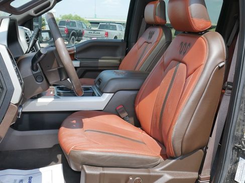 Used 2020 Ford F350 King Ranch w/ King Ranch Ultimate Package AWD/4WD image 24