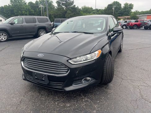 Used 2013 Ford Fusion SE FWD image 8
