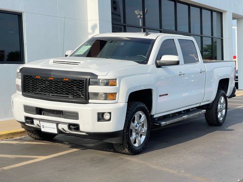 Used 2018 Chevrolet Silverado 2500 LTZ w/ Custom Sport Edition AWD/4WD image 7