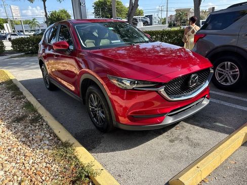 Used 2019 MAZDA CX-5 Touring FWD image 2