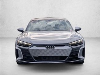 Used 2022 Audi e-tron GT Prestige video 2