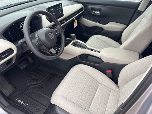 New 2026 Honda HR-V LX image 9