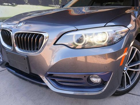 Used 2019 BMW 230i Coupe w/ Premium Package RWD image 8