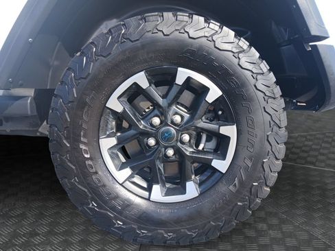 Used 2024 Jeep Wrangler Unlimited Rubicon 4xe AWD/4WD image 23