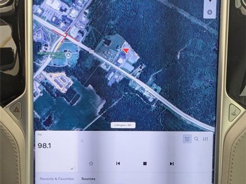 Used 2015 Tesla Model S 85D image 19