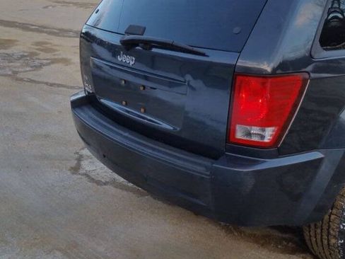 Used 2007 Jeep Grand Cherokee Laredo AWD/4WD image 3