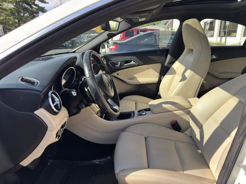 Used 2018 Mercedes-Benz CLA 250 CLA 250 image 24