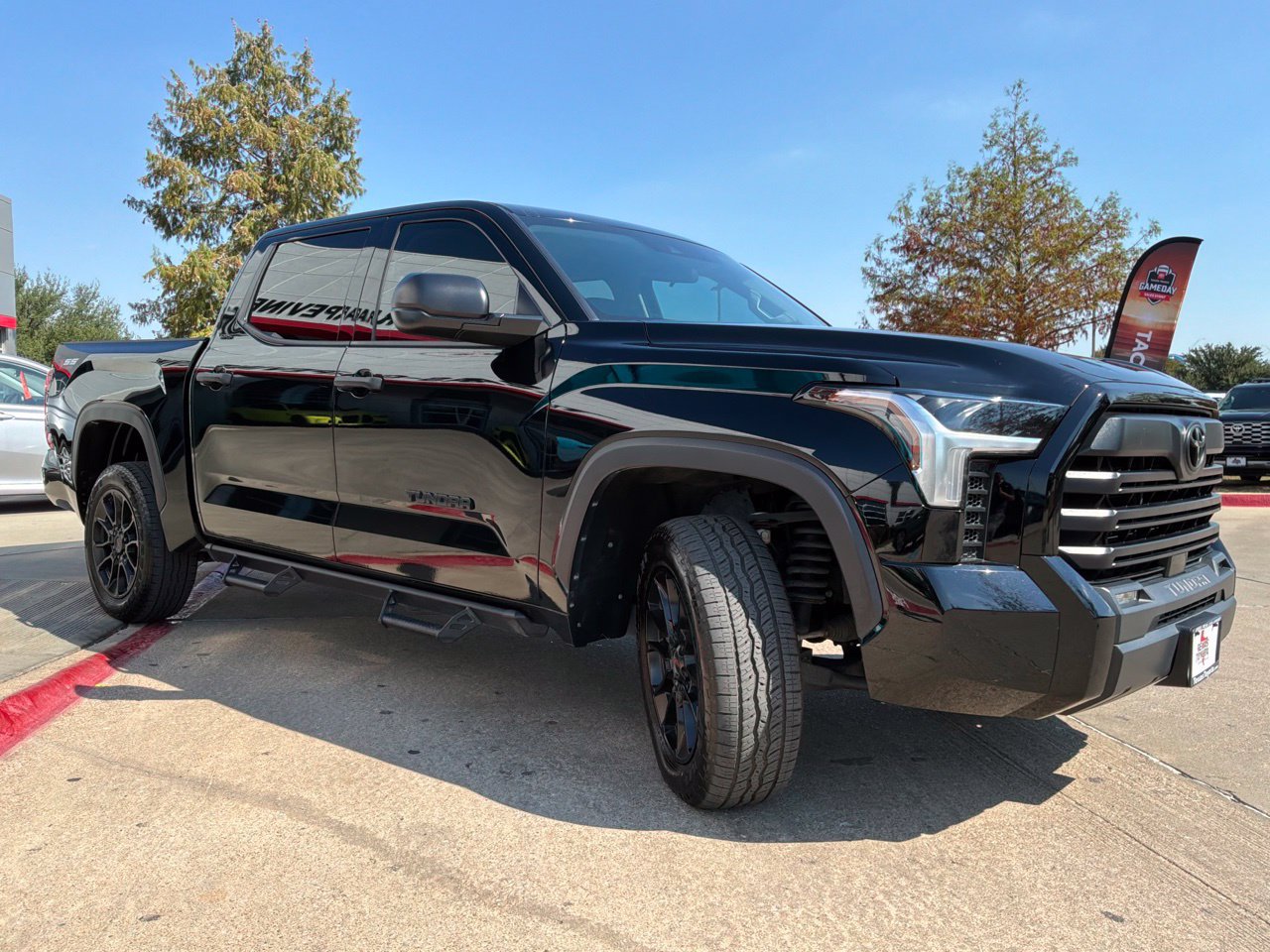 Used 2023 Toyota Tundra SR5 AWD/4WD image 4