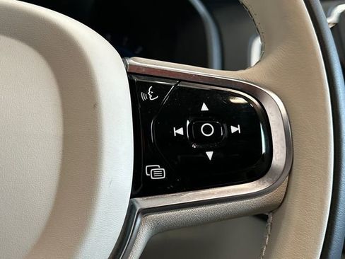 Certified 2024 Volvo XC90 B6 Ultimate image 13