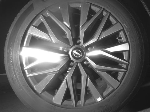 Used 2025 Nissan Altima 2.5 SV FWD image 15