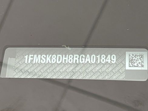 Used 2024 Ford Explorer XLT w/ Equipment Group 202A image 68