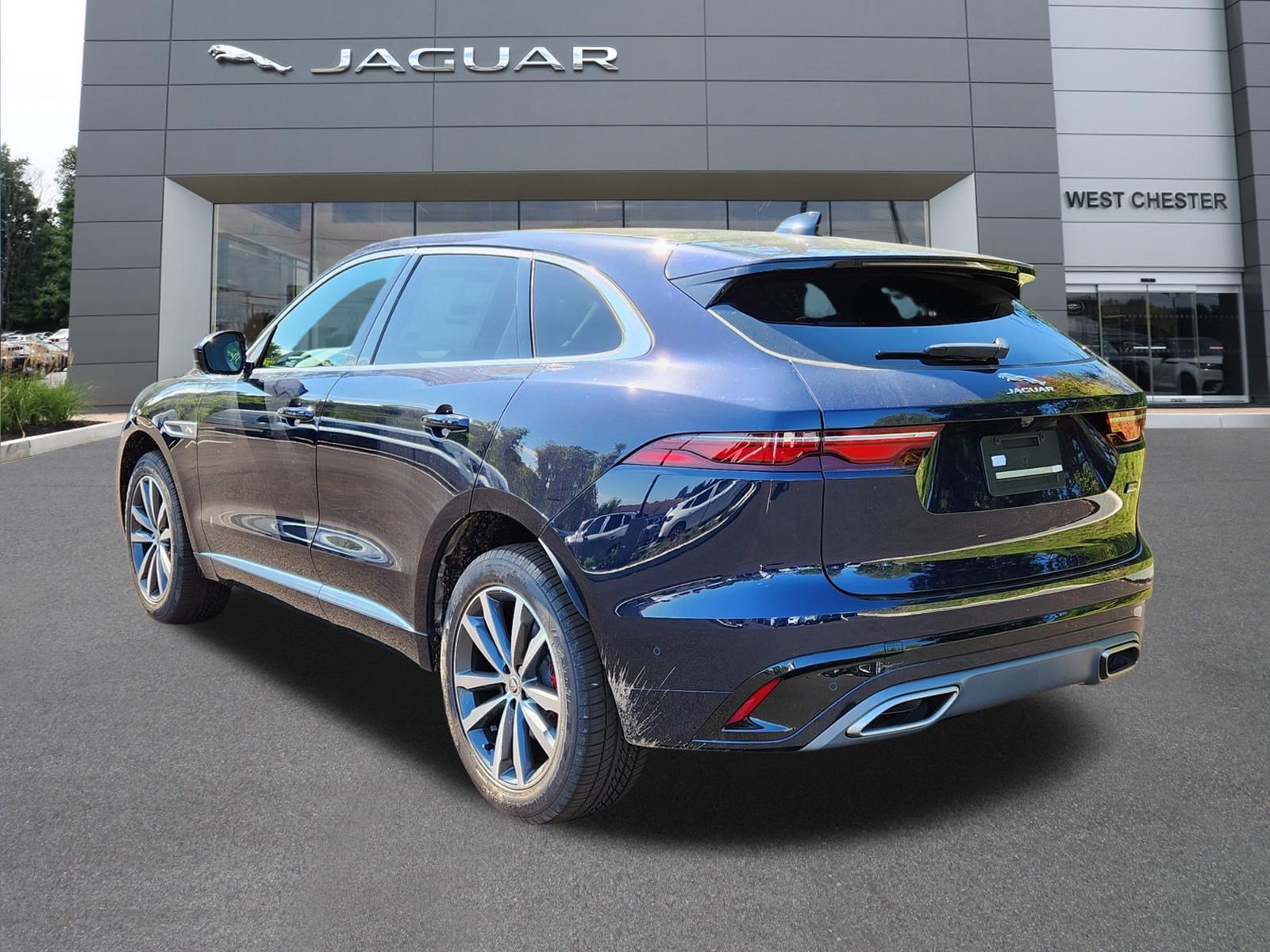 New 2026 Jaguar F-PACE R-Dynamic S AWD/4WD image 3