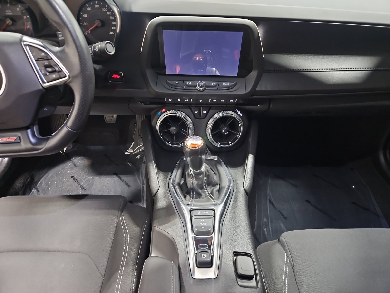 Used 2019 Chevrolet Camaro SS RWD image 11