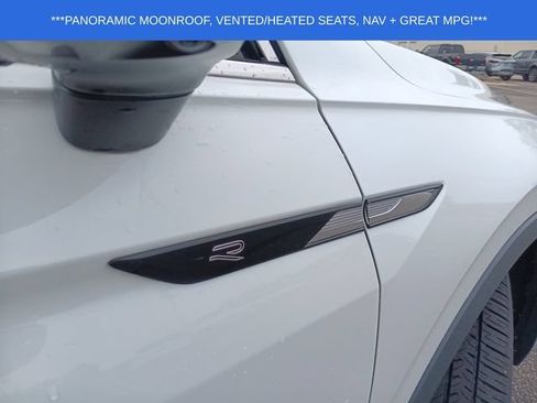 Used 2022 Volkswagen Tiguan SEL R-Line AWD/4WD image 31