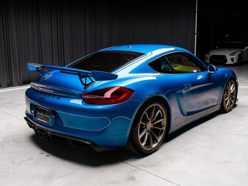 Used 2016 Porsche Cayman GT4 image 31
