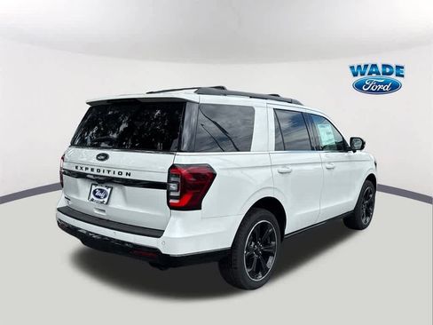 New 2024 Ford Expedition Limited image 5
